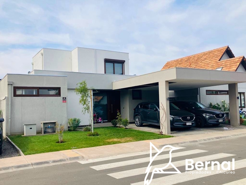 En arriendo | Kaiken Santa Elena de Chicureo image 1